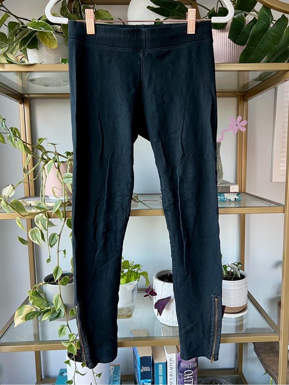 American Eagle High Rise Ankle Zip Leggings in Size S